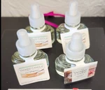 Yankee Scent Plug Refill ( Pack Of 4). Fixed Price $25.00.