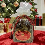 Vintage New Aromatique The Smell Of Christmas Scented Potpourri 16 Oz Bag Nwt. Fixed Price $39.37.