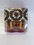 Slatkin & Co Tis The Season Wallflowers Bath And Bodyworks 2 Refill Bulbs New!. Fixed Price $15.05.