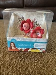 New In Box Pioneer Woman Bouquet Fragrance Oil Diffuser Plug. Fixed Price $20.00.