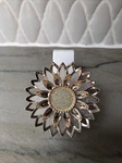 Bath & Body Works Floral Bloom Wallflower Plug In Light Up. Fixed Price $12.94.
