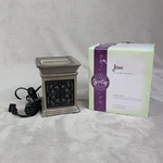 Scentsy Wax Warmer Jane Wrought Iron Rustic Full Size Retired. Fixed Price $34.99.