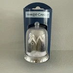 Yankee Candle Scentplug Diffuser Light Sensor Holiday Christmas Snow Globe. Fixed Price $12.00.