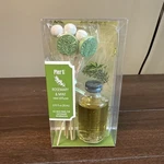 Pier 1 Imports Reed Diffuser Oil Magnolia Blooms .95 Fl Oz New Air Freshener Set. Fixed Price $21.99.