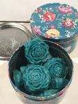 Pioneer Woman Frosted Rosemary Figural Wax Melts 3.0 OZ-10 Pieces Each 2 Tins. Fixed Price $19.63.