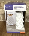 Better Homes & Gardens Cool Mist Ultrasonic Aroma Diffuser Pineapple Gold Top. Fixed Price $14.99.