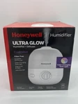 Honeywell Ultra Glow Light Changing Humidifier & Diffuser White Essential Oils. Fixed Price $25.00.