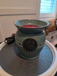 Scentsy Tilia Deluxe Warmer Teal Green Leaf Relief Electric Wax Melter 5.5". Fixed Price $19.95.