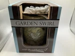 Scentsationals Wax Warmer - New Plug In Garden Swirl. Fixed Price $9.95.