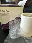 Scentsy Etched Core Wax Candle Warmer Night-light Electric Retired White *read. Fixed Price $19.99.
