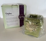 Scentsy Daphne Mid Size Electric Wax Warmer Green Flower E113366 Retired Nos. Fixed Price $34.88.