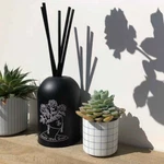 Crabtree Evelyn Home Fragrance Reed Diffuser Please Pick. New In Box. Fixed Price $119.99.