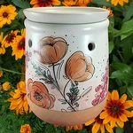 Scentsationals Scented Wax Warmer Freckled Floral Full Size. Fixed Price $25.00.