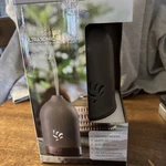 Huntington Home Cool Mist Ultrasonic Diffuser New Grey Two Modes. Fixed Price $24.99.