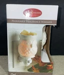 Nib Candle Warmers Owl White Pluggable Fragrance Wall Outlet. Fixed Price $12.00.