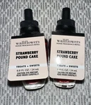 2X Bath & Body Works Wallflowers Strawberry Pound Cake White Barn Home Fragrance. Fixed Price $14.99.