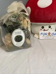 Yankee Candle Fragranced Potpourri Mistletoe 10OZ. Fixed Price $26.99.