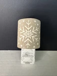 Bath & Body Works Ceramic Stone Snowflake Wallflower Diffuser Nip Nwt. Fixed Price $12.88.