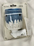 Red Shed Ceramic Tree Plug-in Wax Warmer Nib Plus One Free Scent. Fixed Price $16.00.