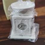 New Crabtree & Evelyn Noel Diffuser Set Simmer Pot White Ceramic Fragrance. Fixed Price $45.00.