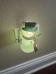 Used Bath And Body Works Christmas Fiber Snowman Nightlight Wallflowers. Fixed Price $20.00.