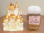 Disney Fairytale Castle Light-up Pocketbac Holder W/clip & Sanitizer In The Star. Fixed Price $19.99.
