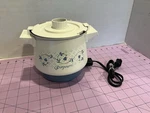 West Bend Cottagecore Blue Floral Electrical Potpourri Simmer 24 Ounce. Fixed Price $20.21.