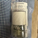Yankee Candle Electric Scent Plug Home Fragrance Unit Sparkling Snow. Fixed Price $16.99.