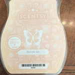 Scentsy Wax Bar Bundle Up Scent, Peach, Solid, 3.2 Fl Oz, 2.6 Model 96066. Fixed Price $5.00.