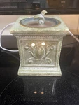 Wax Warmer Removable Lid Rimports Sage Green Ceramic Square Night Light. Fixed Price $9.99.