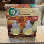 New Air Wick Essential Oils Pumpkin Spice Scented 2 Refills Fall Autum. Fixed Price $7.50.