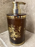 Dw Home Apple & Vanilla Scented Liquid Hand Soap Wash 16OZ Glass Bottle. Fixed Price $12.99.