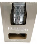 Hudson 43 Night Light Wax Warmer Wall Outlet Includes Pack Of 6 Fragrance Cubes. Fixed Price $14.99.
