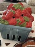 Open Box - Scentsy Strawberry Basket Wax Melt Warmer Retired. Fixed Price $45.00.