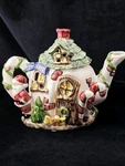 Kmart Christmas Dazzle Teapot House 24K Gold Accents Light 1990S W Box. Fixed Price $29.69.
