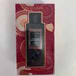 Voluspa Foraged Wildberry Fragrance Diffuser Oil Japonica Collection .5 Fl Oz. Fixed Price $26.24.
