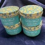 **holiday Warmer Wax Set Pioneer Woman Melts (40 Pieces) 1 Scent. Fixed Price $18.95.