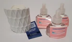 Yankee Candle Scentplug Diffuser 3 Pink Sands Refills. Fixed Price $18.99.