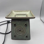 Scentsy Warmer Green Model Dsw-send Full Size Square Top W/zen Circles Design. Fixed Price $20.00.