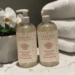 Crabtree & Evelyn Rose Hand Wash 2 Pack 16.9 Oz Each Floral Luxury Set. Fixed Price $38.99.