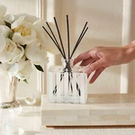 Nest New York Grapefruit Reed Diffuser, In Gift Box. Fixed Price $79.99.