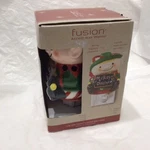 Fusion Wax Warmer Dunkin Elf Ceramic Plug-in / New With Box Christmas. Fixed Price $7.90.
