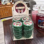 Vtg Yankee Candle Christmas Wreath Wax Tarts Full Box 24 Count Nos 1990S. Fixed Price $115.00.
