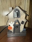 Scentsy Manic Mansion Warmer. Fixed Price $65.00.