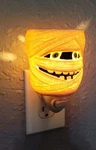 Scentsy Under Wraps Mummy Halloween Wall Plug-in Wax Warmer Original Box Tested. Fixed Price $13.80.