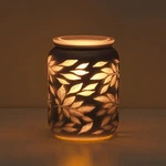 Unbe-leaf-able Scentsy Warmer And One New Wax Bar Bundle. Nib. Fixed Price $35.00.