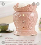 Scentsy Warmer Tiara Pink Princess Crown Retired New Box. Fixed Price $44.95.
