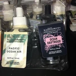 Bath & Body Wall Flowers Pacific Ocean Air Driftwood Refills X 2. Fixed Price $14.59.
