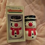 Vintage Wang's 6" Simmering Potpourri Ceramic Snowman Christmas- Taiwan. Fixed Price $9.99.