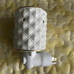 Scentsy Diamond Milk Glass Mini Wall Plug-in White W/ Gold Nightlight Warmer Nib. Fixed Price $17.99.